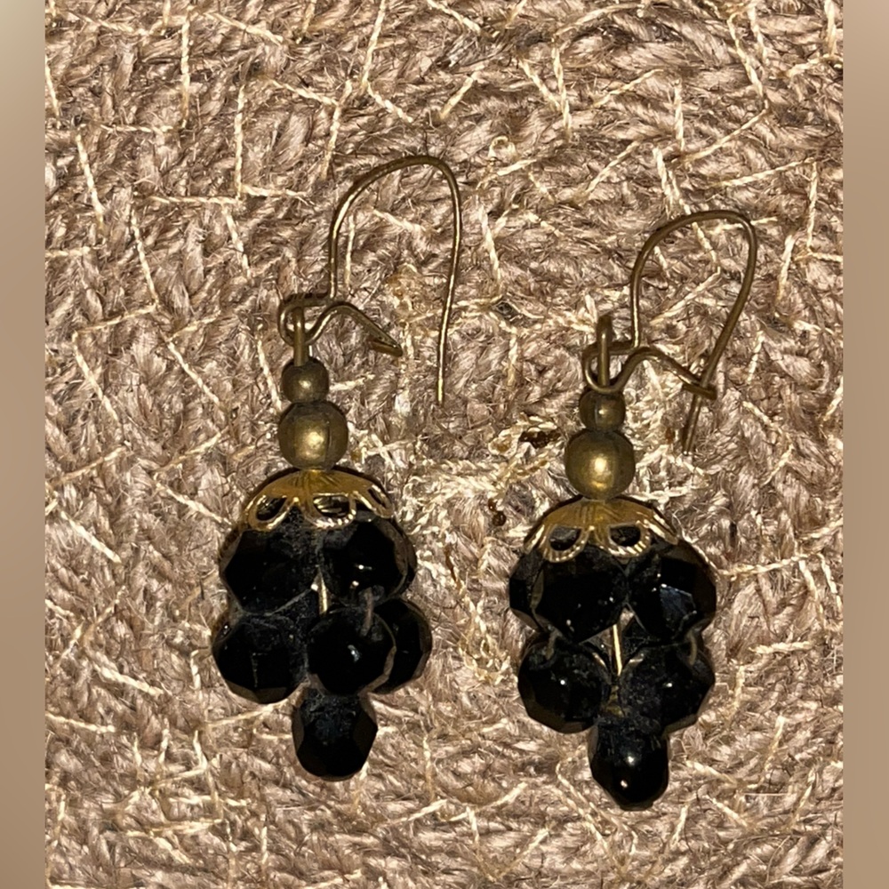 Vintage Gold Tone Art Deco Grape Bunch Dangle Earrings